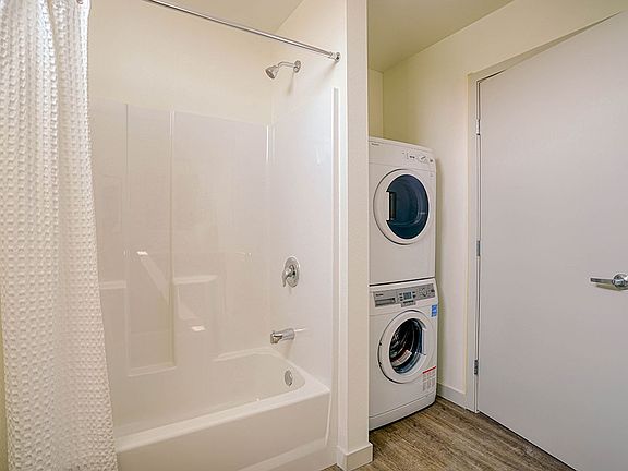 4th image of 4801 Fauntleroy Way SW Unit 214