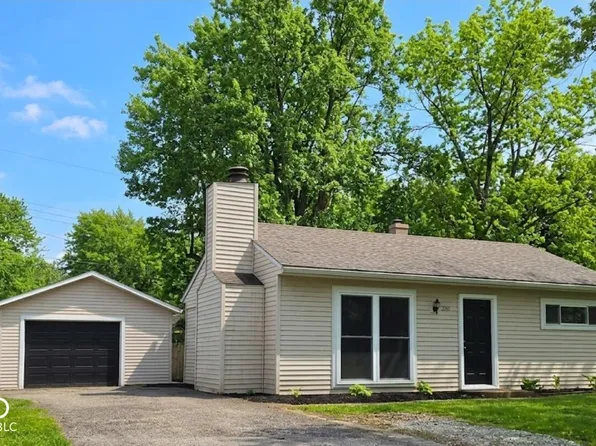 230 Wickersham Dr W, Kokomo, IN 46901