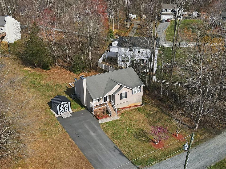 1st image of 145 Holly Dr