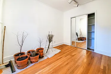 Rented by Warburg