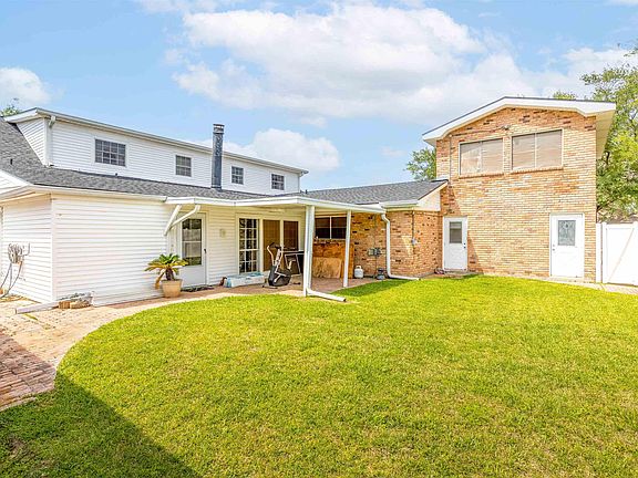 4th image of 628 Gaynell Dr