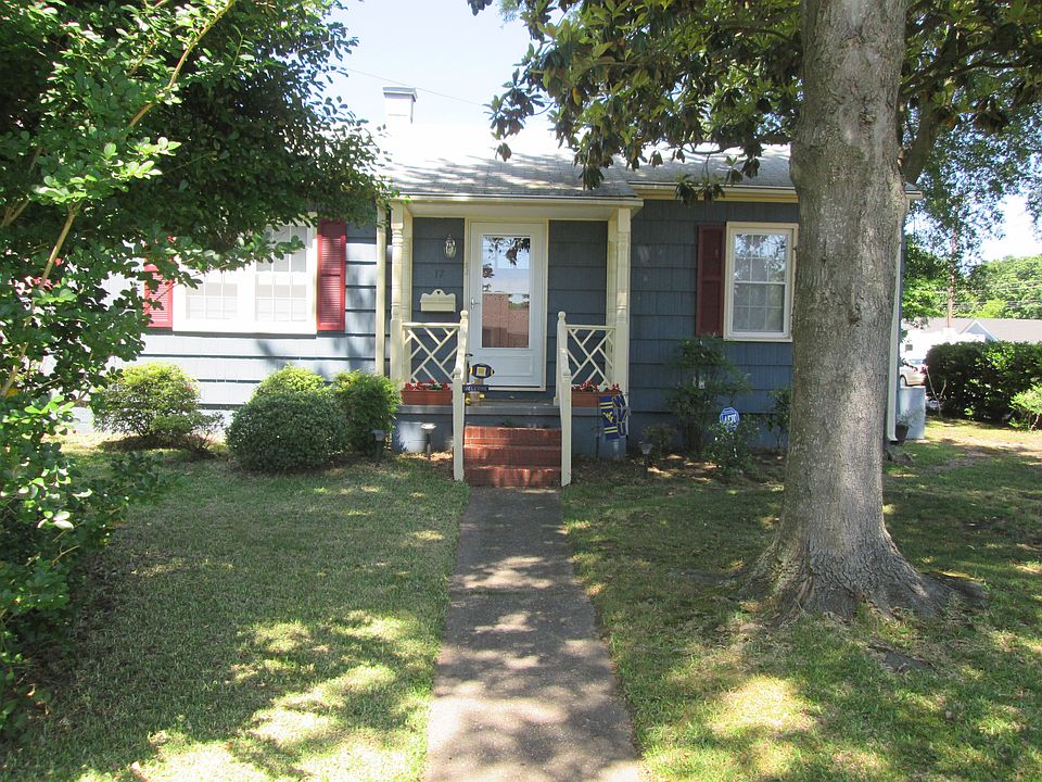 1st image of 17 Gumwood Dr