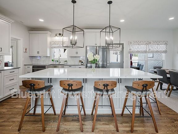 5th image of 5012 Wendover Dr