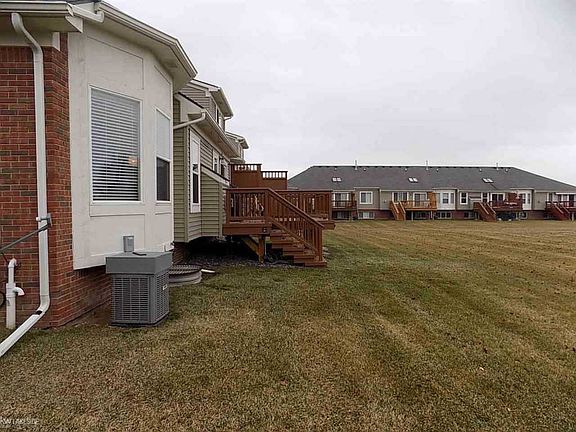 3rd image of 49339 Village Pointe Dr