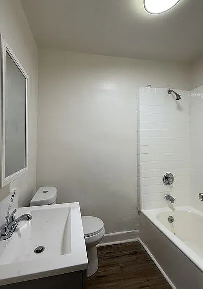 439 Lucas Ave #6 — Photo 13