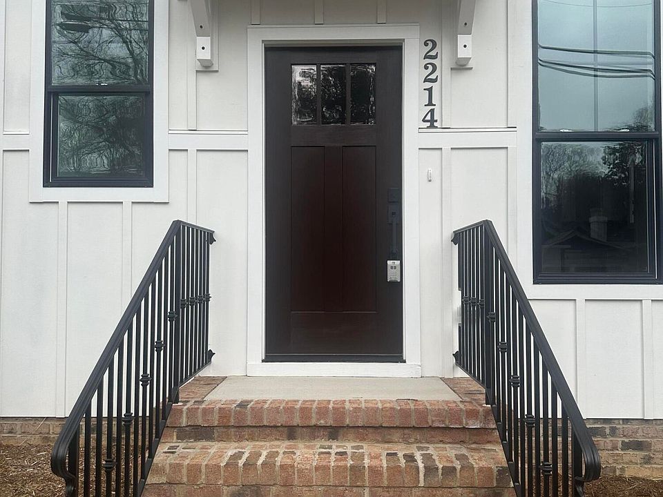 2nd image of 2214 Woodrow St