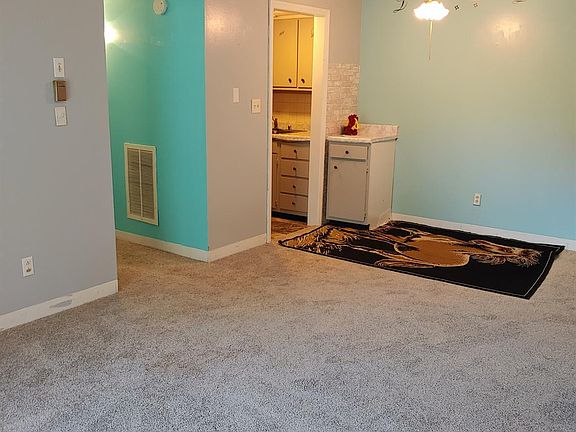 5th image of 175 Malabu Dr APT 76