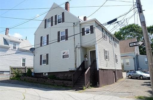1st image of 6 Munroe St