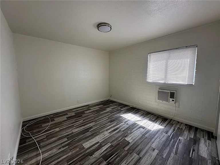 2105 Sunrise Ave #2 — Photo 12