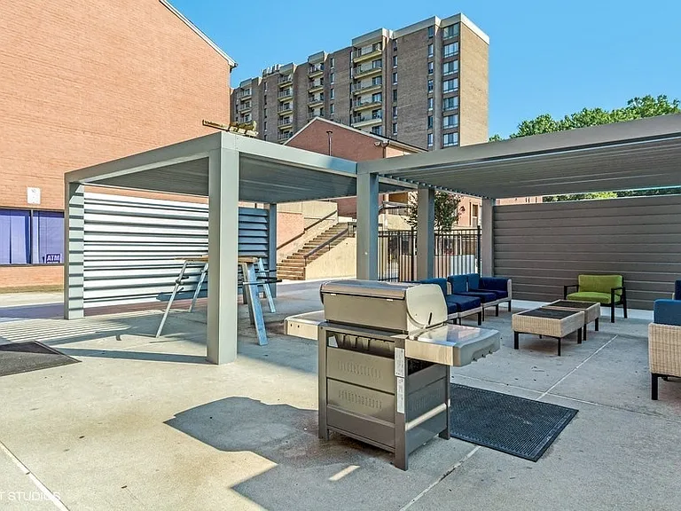 Enjoy the fire pit while you BBQ on our deluxe gas grills
