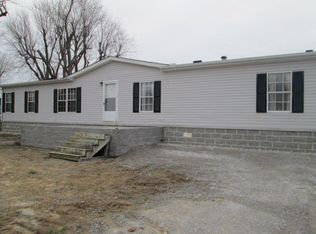 8880 Ilsley Rd, Dawson Springs, KY 42408