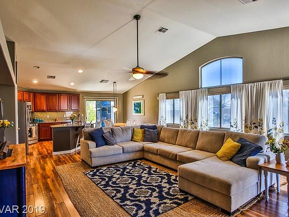 5th image of 5916 Felicia Ct