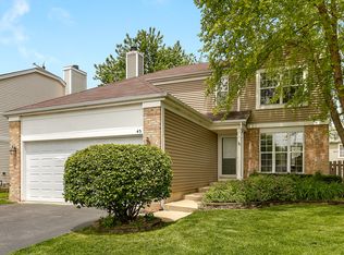 45 Wildflower Way, Streamwood, IL 60107