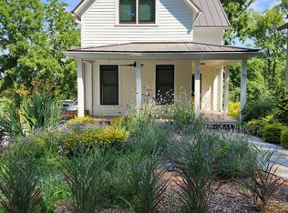 17 Girdwood St, Asheville, NC 28801