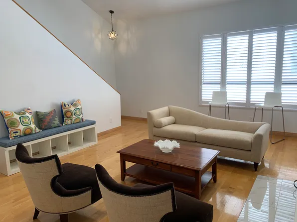 928 5th St #5, Santa Monica, CA 90403