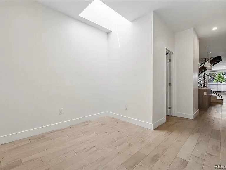 230 Inca St — Photo 11