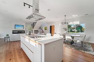 Sullivan Dr-S0310-014.jpg