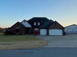 11782 Sandstone Dr, Collinsville, OK 74021