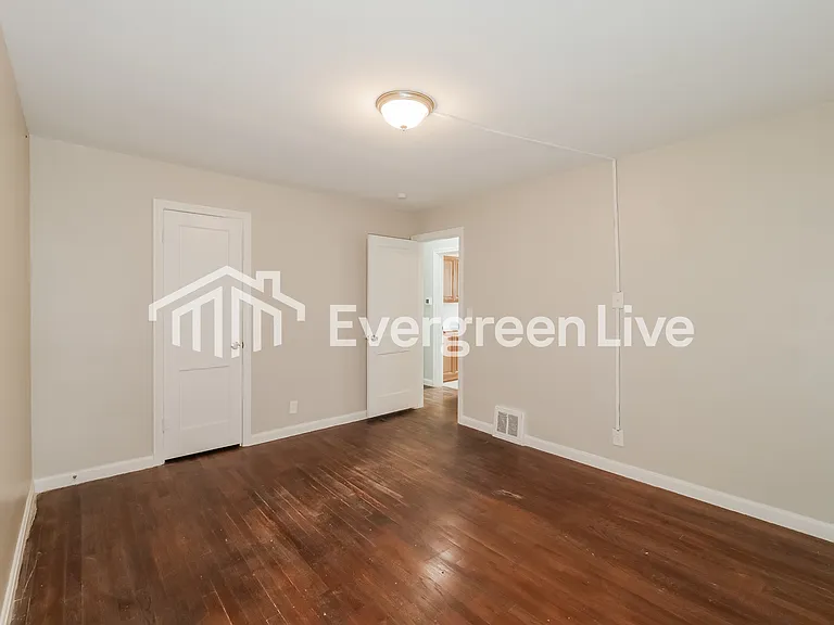 4416 Moats Ave E — Photo 11