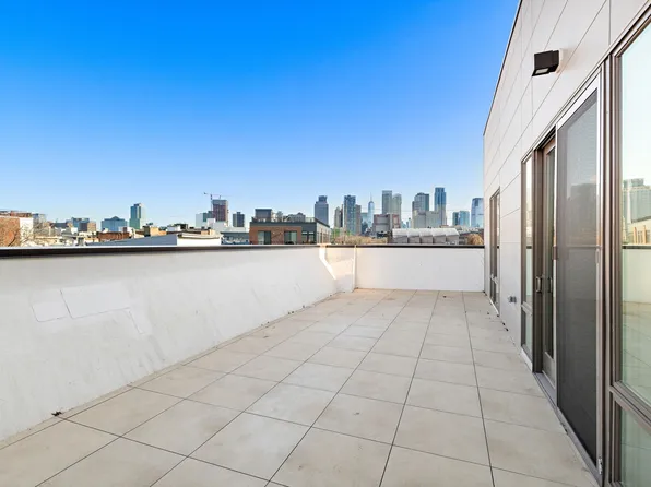 391 1st Street image 2 of 21