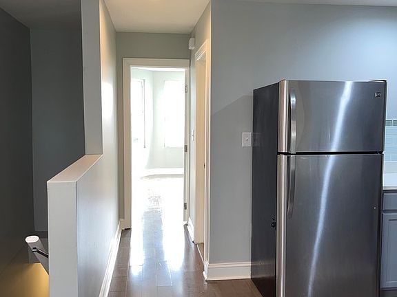 5th image of 6155 Sansom St Unit 2