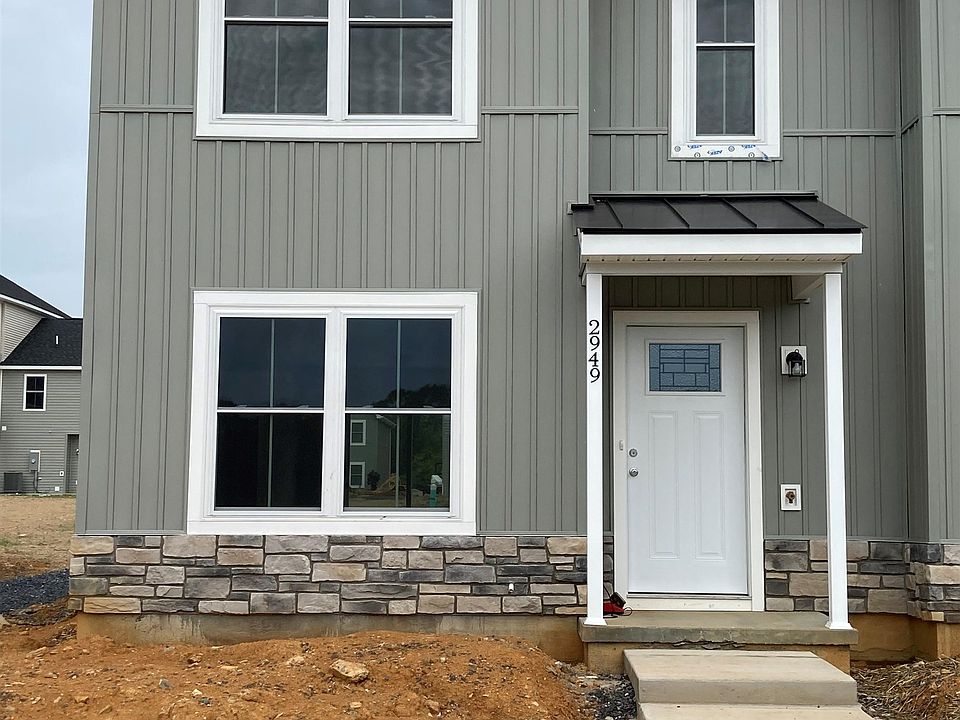 1st image of 2949 Locust Hill Dr #35