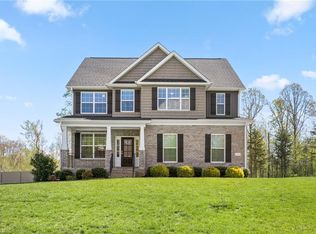 7604 Mary Ellen Ct, Greensboro, NC 27409