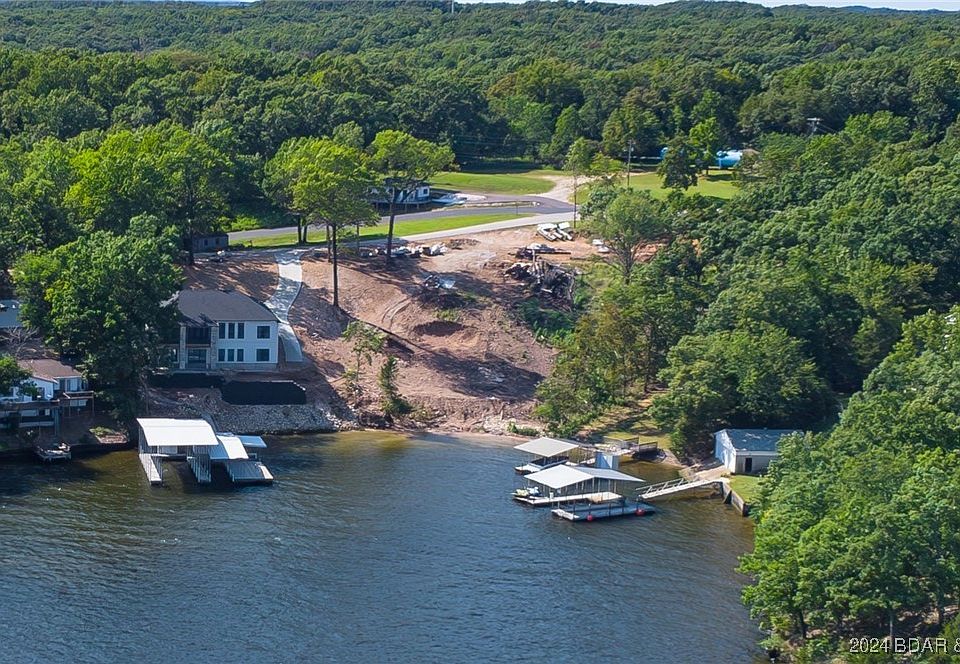 1st image of 88 Old English Point