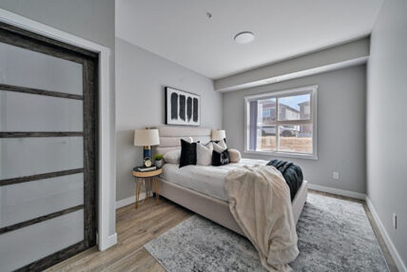 Winnipeg Apartment for rent - 3 Bedrooms — photo 7