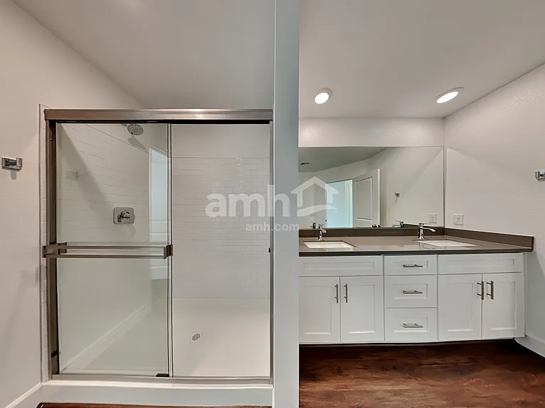 296 Austin Bellerose Pl — Photo 14