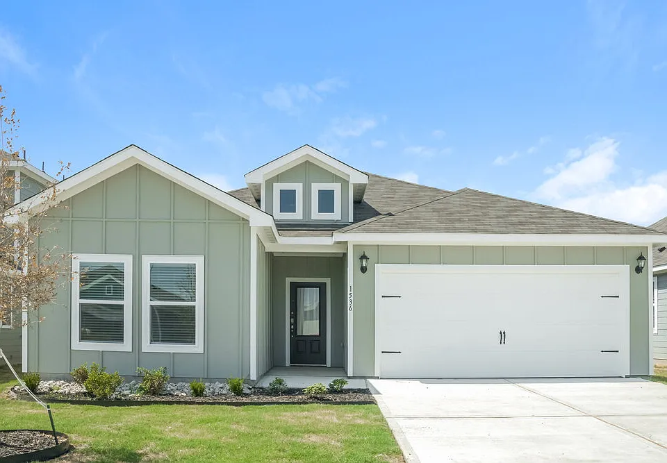1536 Harvester Dr