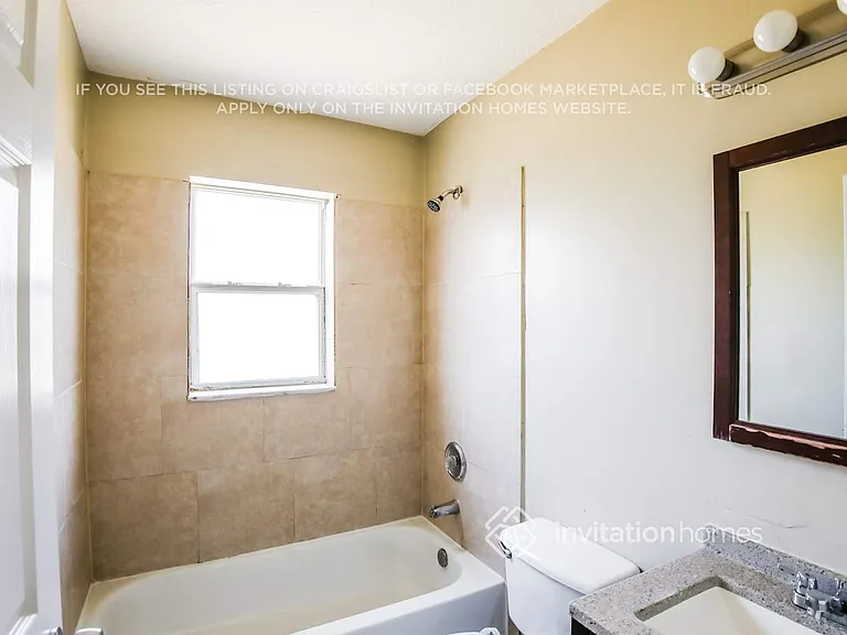 1672 W Breezy Ln — Photo 14