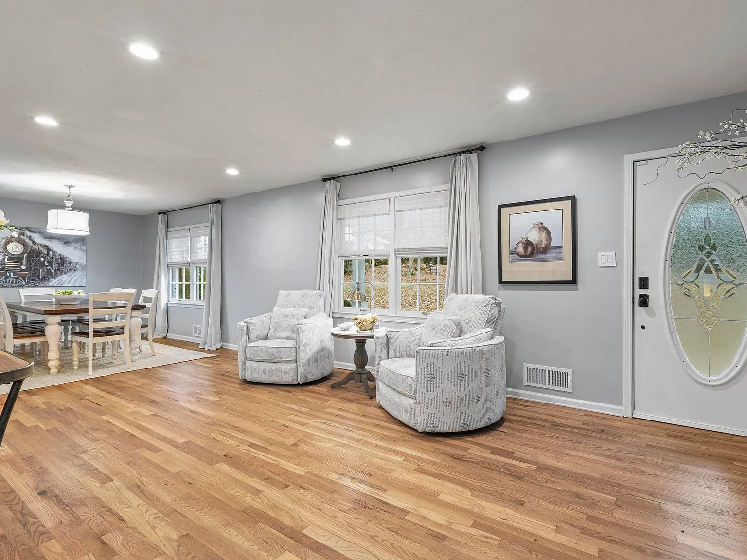 4 bed, 3254 sqft, $3,500 — Photo 4