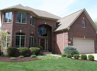 372 S Kenilworth Ave, Elmhurst, IL