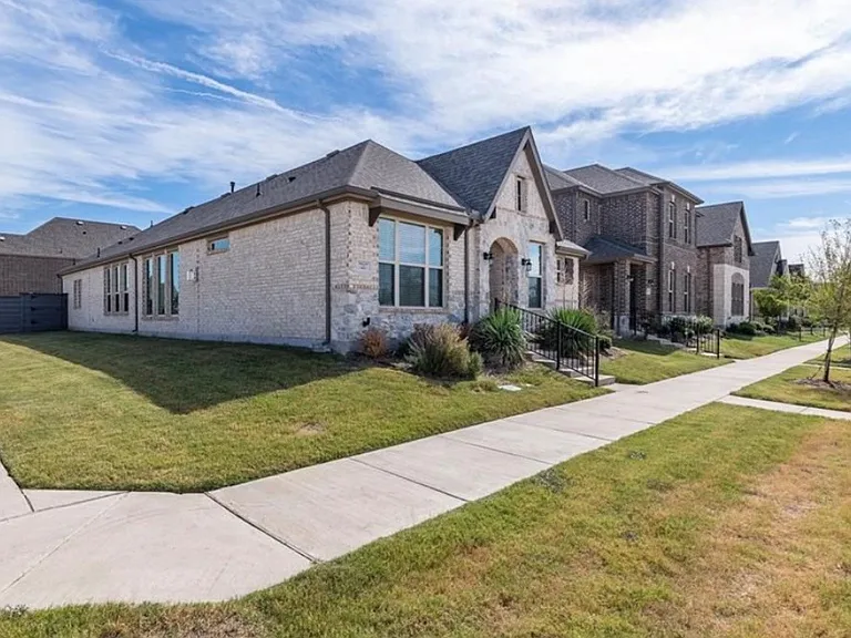 7217 Willow Thorne Dr — Photo 9