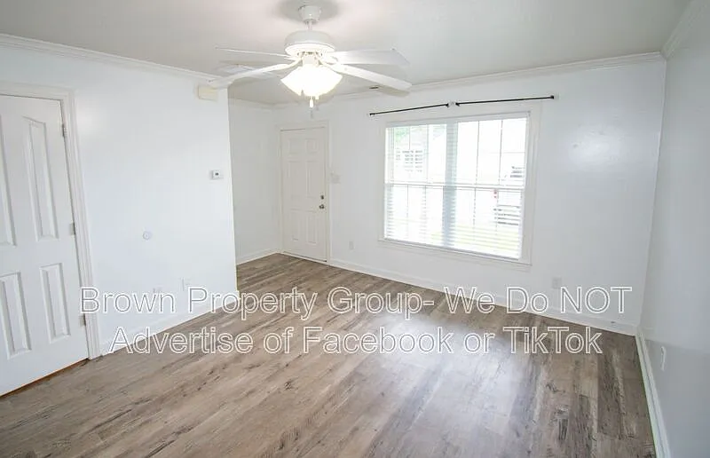 2 bed, 2.0 bath, 1307 sqft, $1,250 — Photo 2