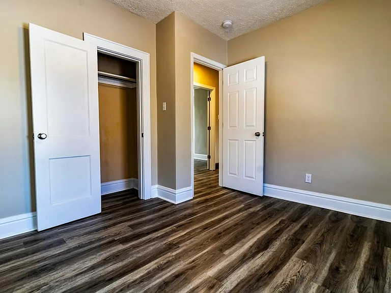 316 Ferguson Ct — Photo 18
