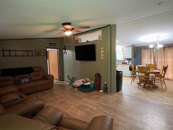 4th image of 272 Groce Rd