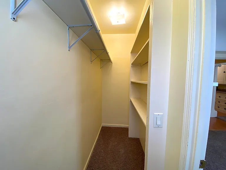 524 Georgia St #204 — Photo 25