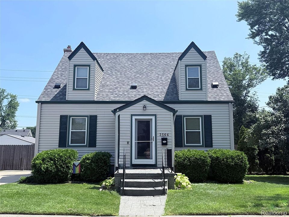 1st image of 3566 Buckingham Ave