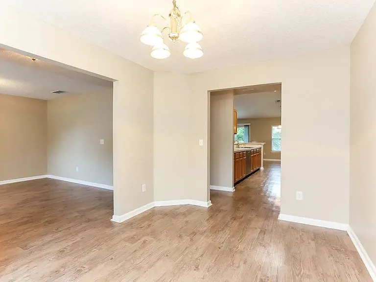 10938 Apple Blossom Trl E — Photo 9
