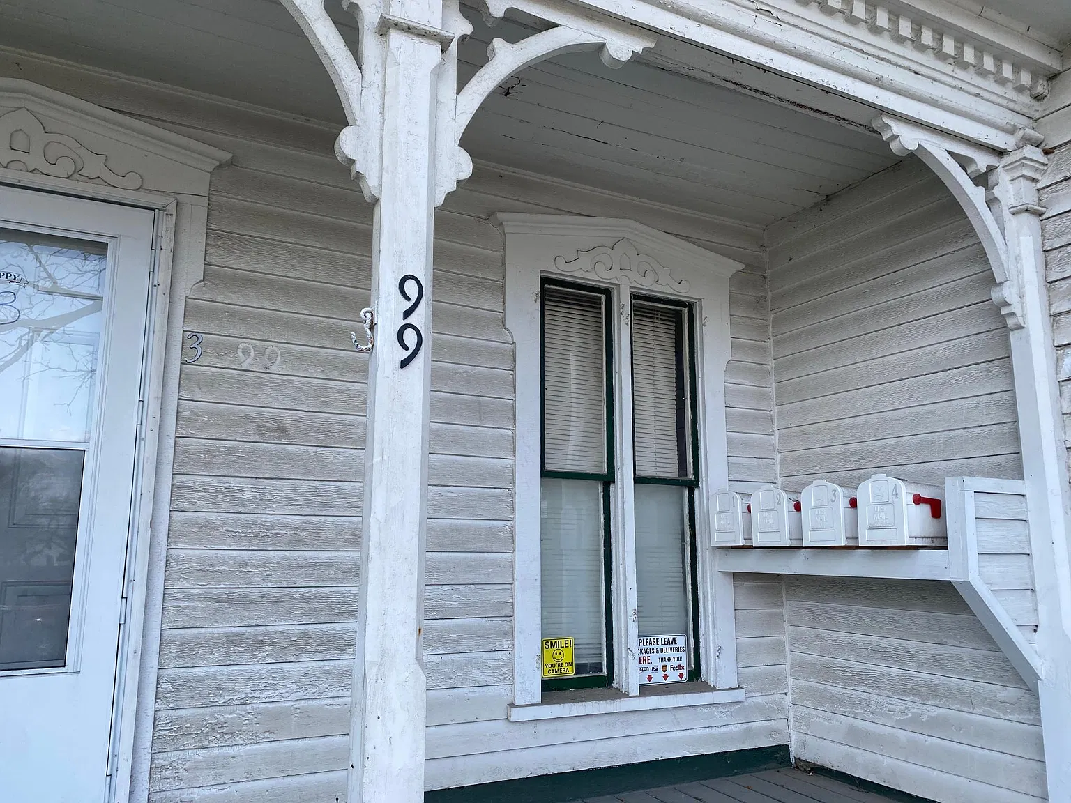99 S Washington St — Photo 1