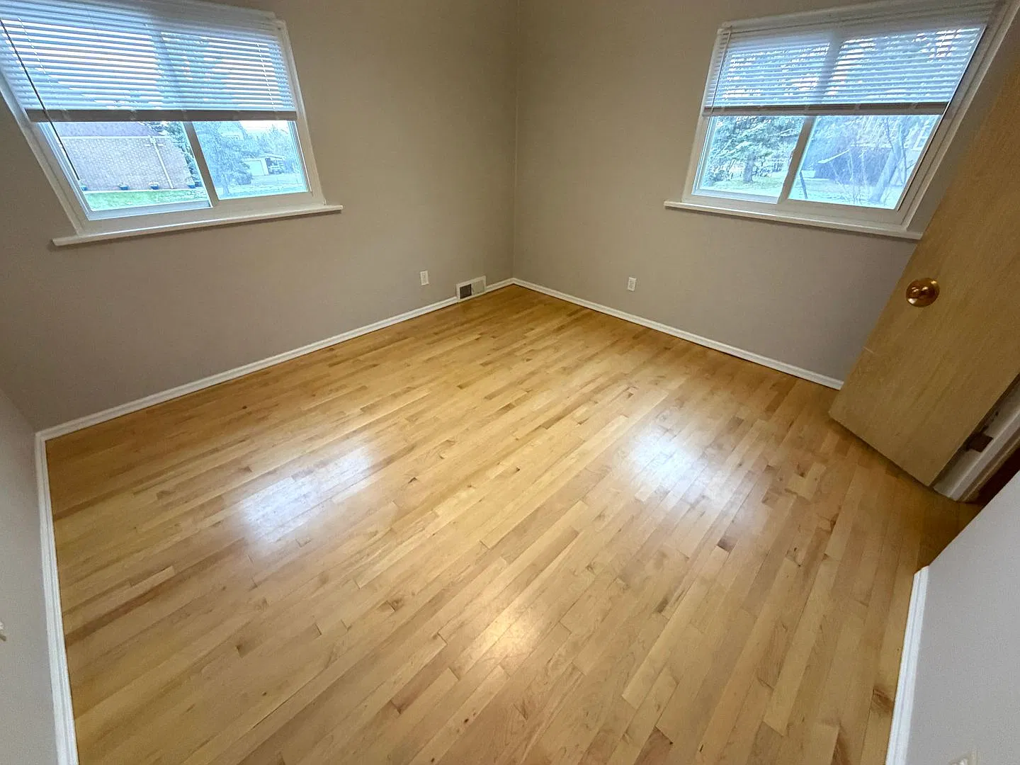 2 bedroom, 2 bath with bonus room. — Photo 4