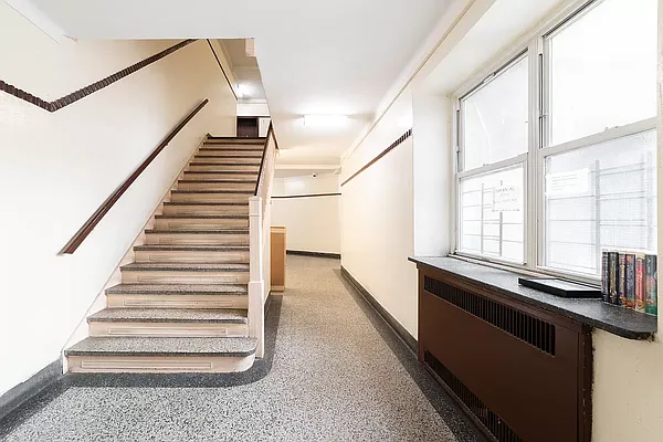 Rented by Joel Scharf, LREB | media 41