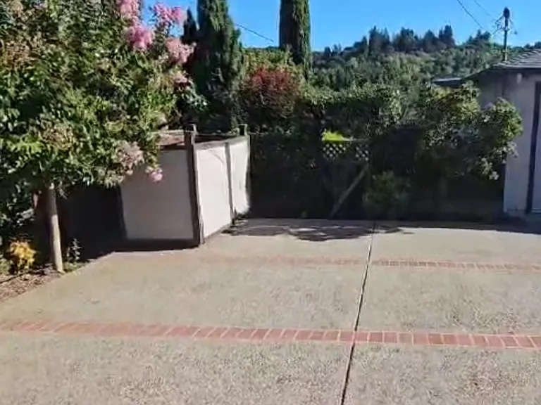 763 Solana Dr — Photo 3
