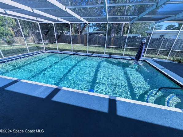 865 Bianca Dr NE, Palm Bay, FL 32905