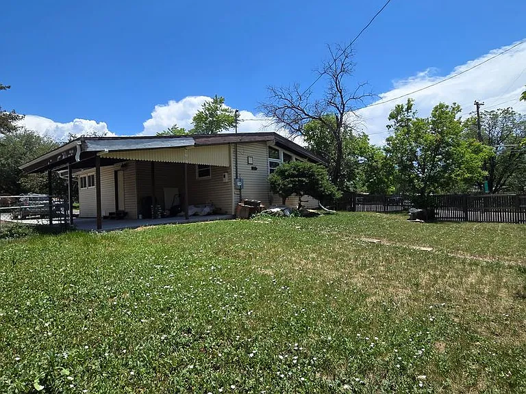 8001 Stuart St — Photo 21