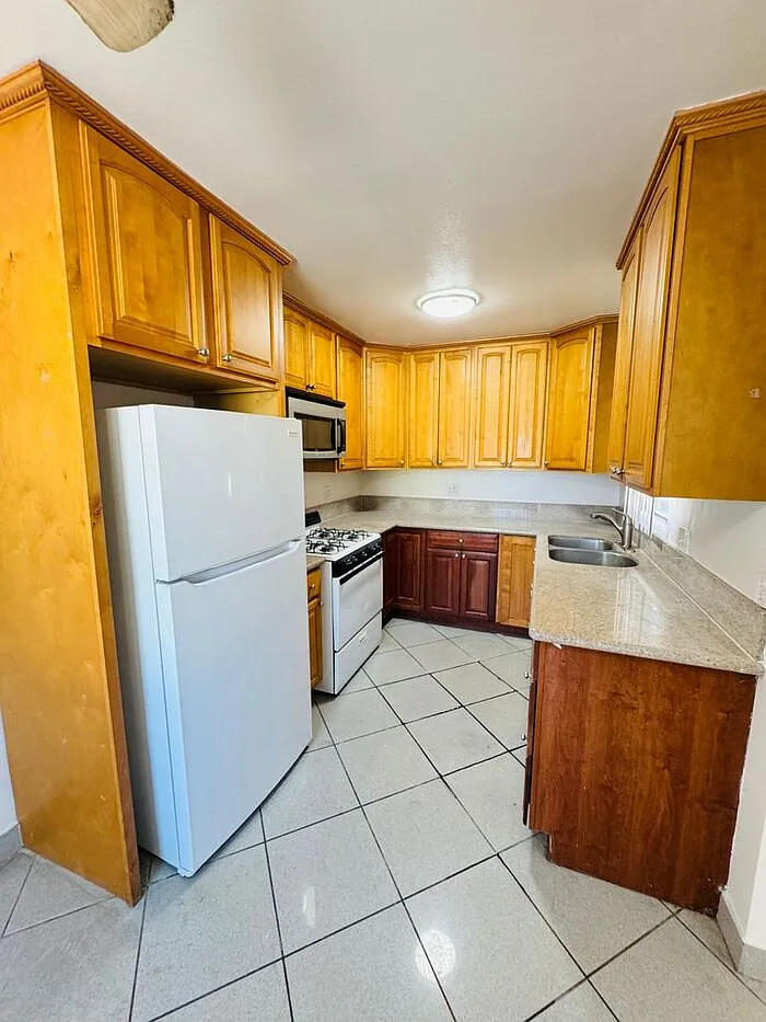1 bed, 1.0 bath, 650 sqft, $1,695 — Photo 4