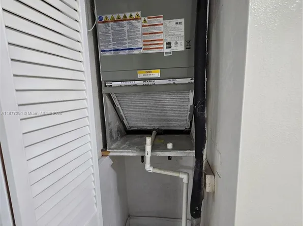 11936 SW 123rd Ave, Miami, FL 33186