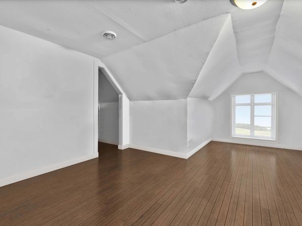 164 Washington St #4